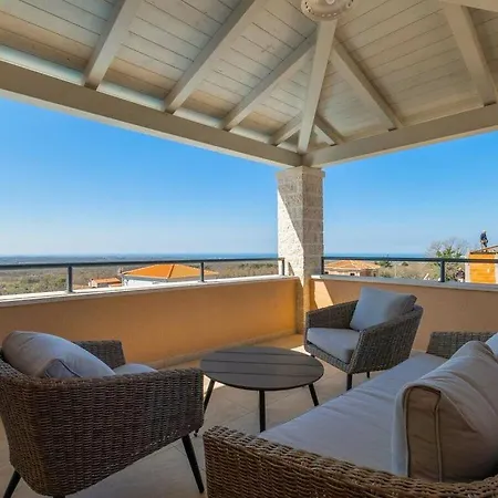 Villa Lisetta Comfortable Holiday *